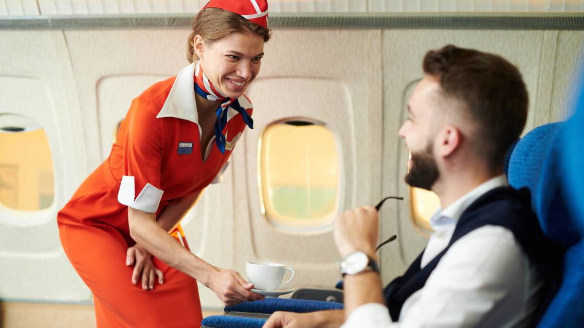 Internet discovers that flight attendants can sometimes drink on board a plane