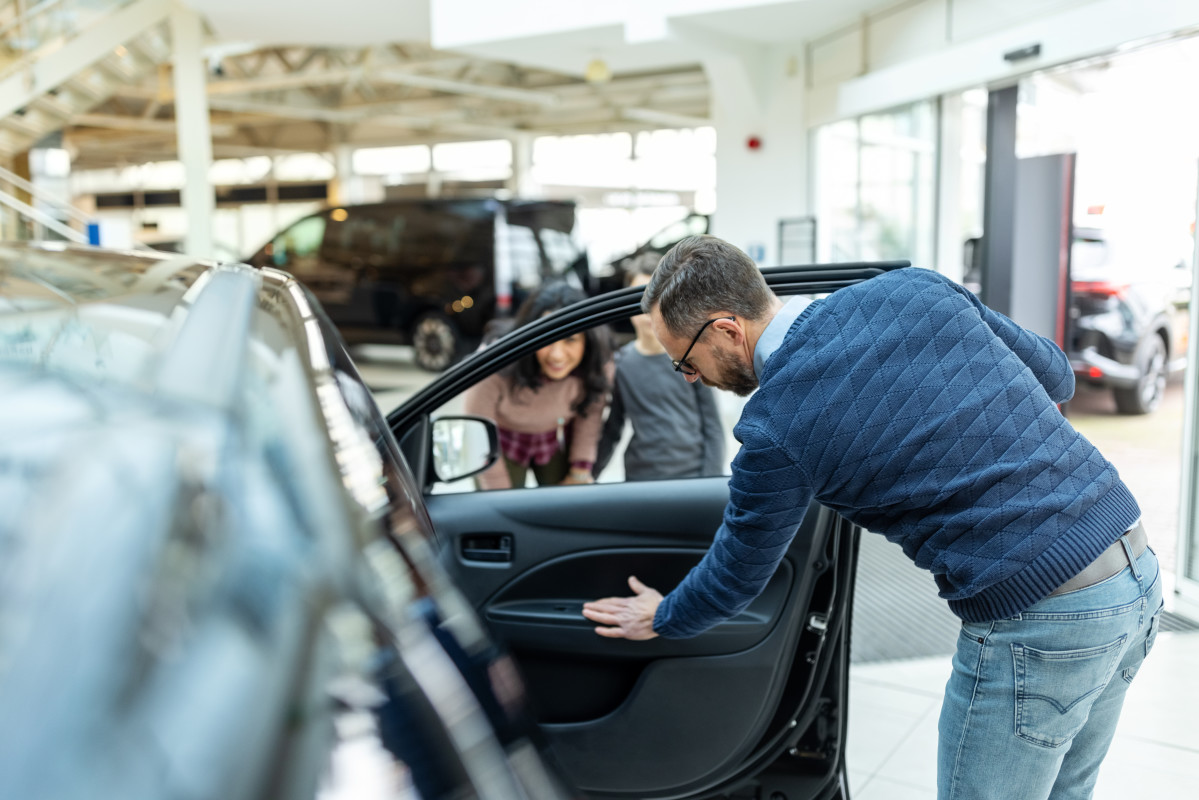 Auto industry group pushes back against key Federal safety rule