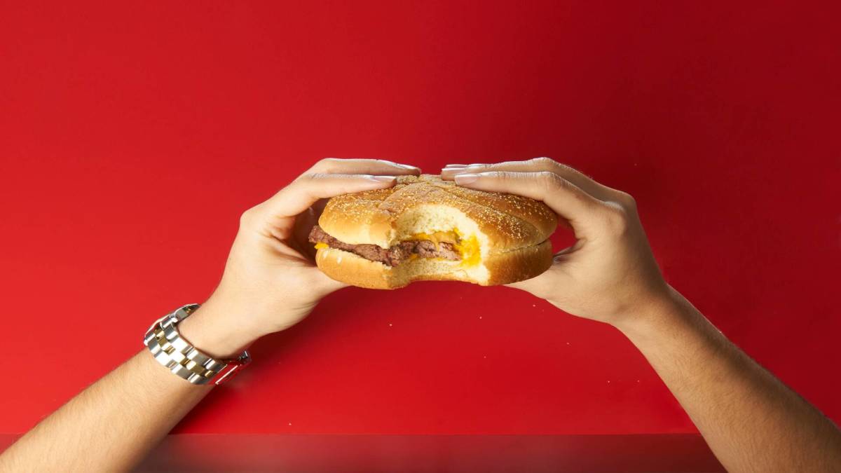 Popular fast-food burger chain closing 140 restaurants