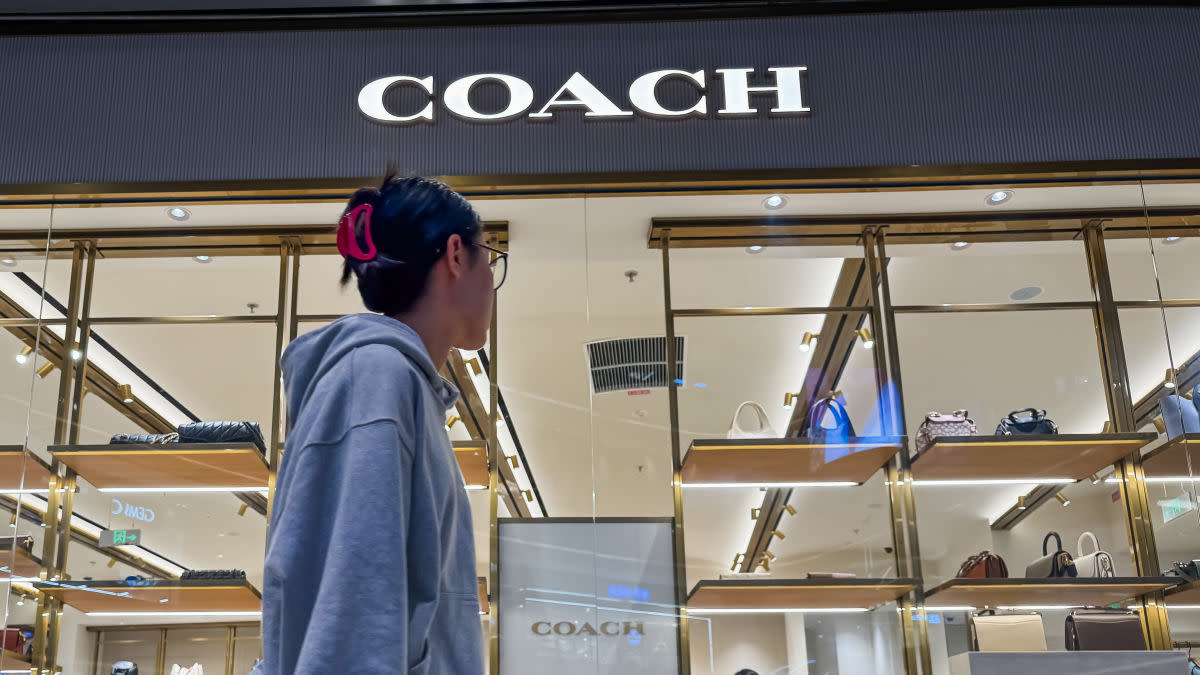 Coach Outlet is selling an 'awesome' $195 leather belt bag for only $78, and shoppers 'love the sleek look'