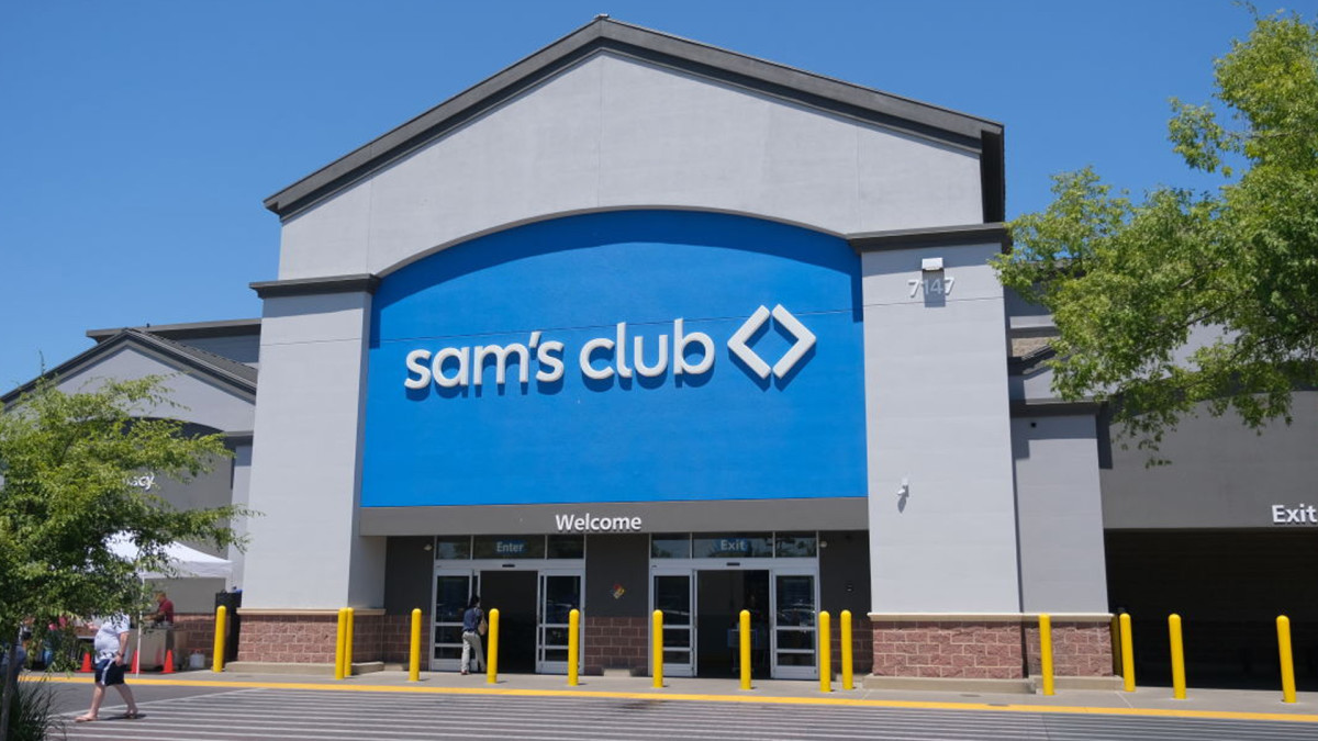 Sam's Club is selling a $300 stainless steel cookware set for $200, and shoppers say it will 'last for years'