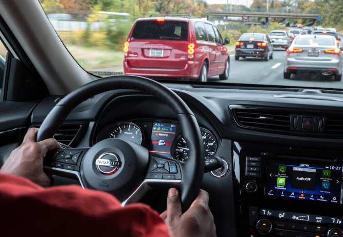 Nissan's blind spot detection system