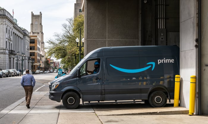 Amazon delivery driver salary: How much do they really make? - TheStreet