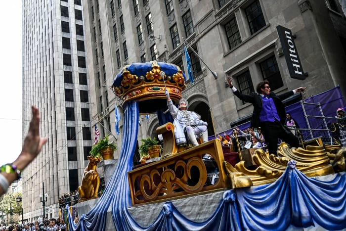 what is a mardi gras queen