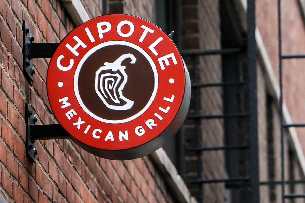 Chipotle Price Target Gets Boosted to $900 at SunTrust - TheStreet