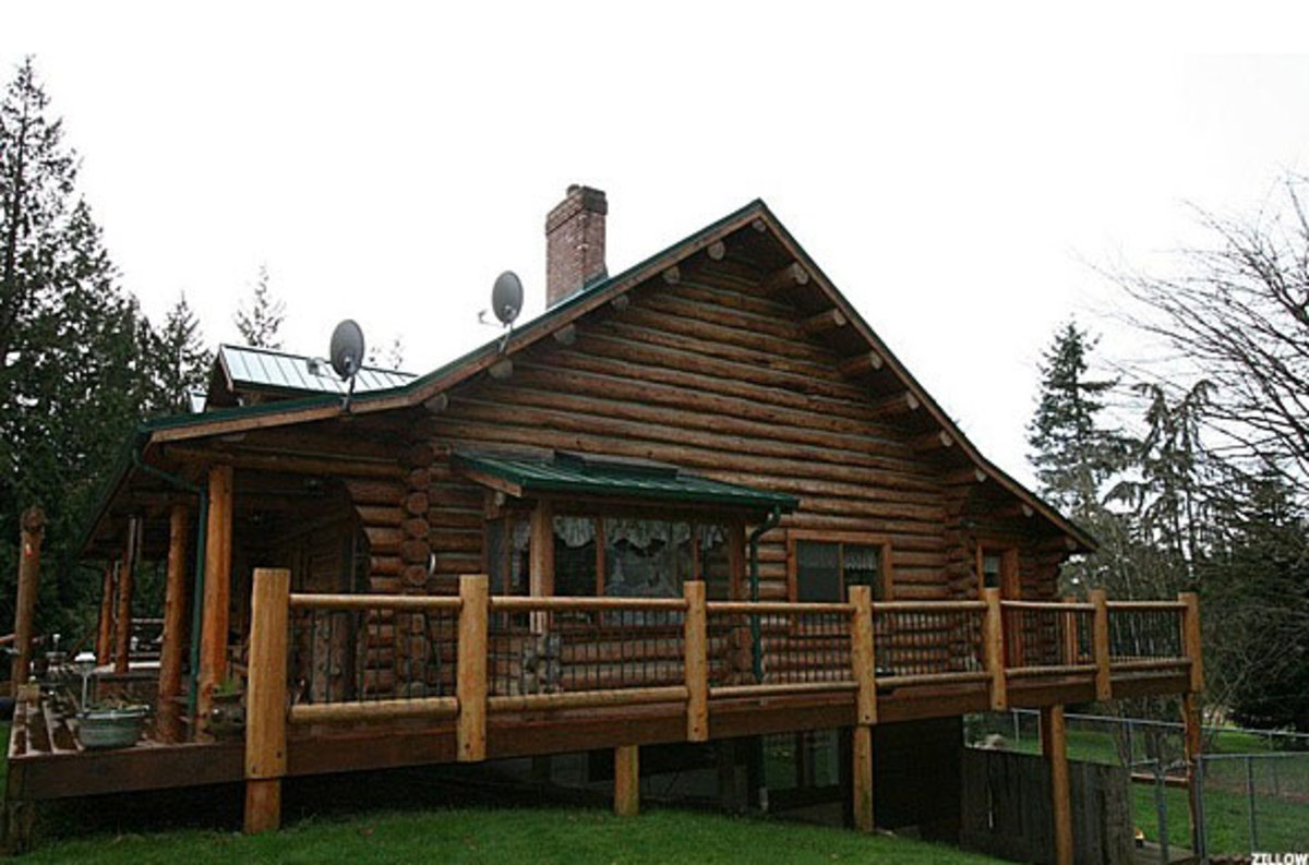 huge log cabins backwoods