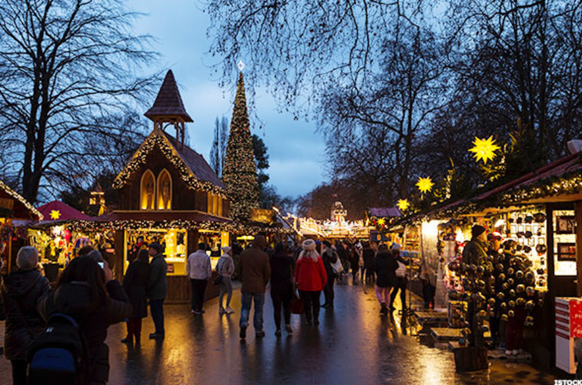 10 Best Christmas Markets in the World - TheStreet