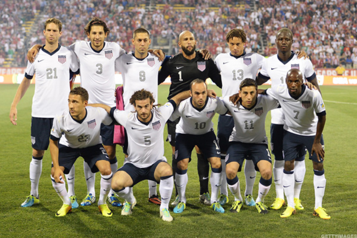 The best football team in the world. Сборная США по футболу 2014. Муж сборная США по футболу 2014. Вратарь сборной Америки по футболу. Сборная США по футболу 80-90 годов.