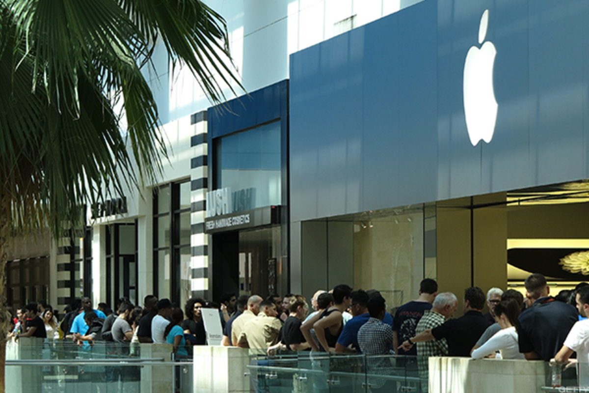 Apple Store - Orlando, Florida, The store was surprisingly …