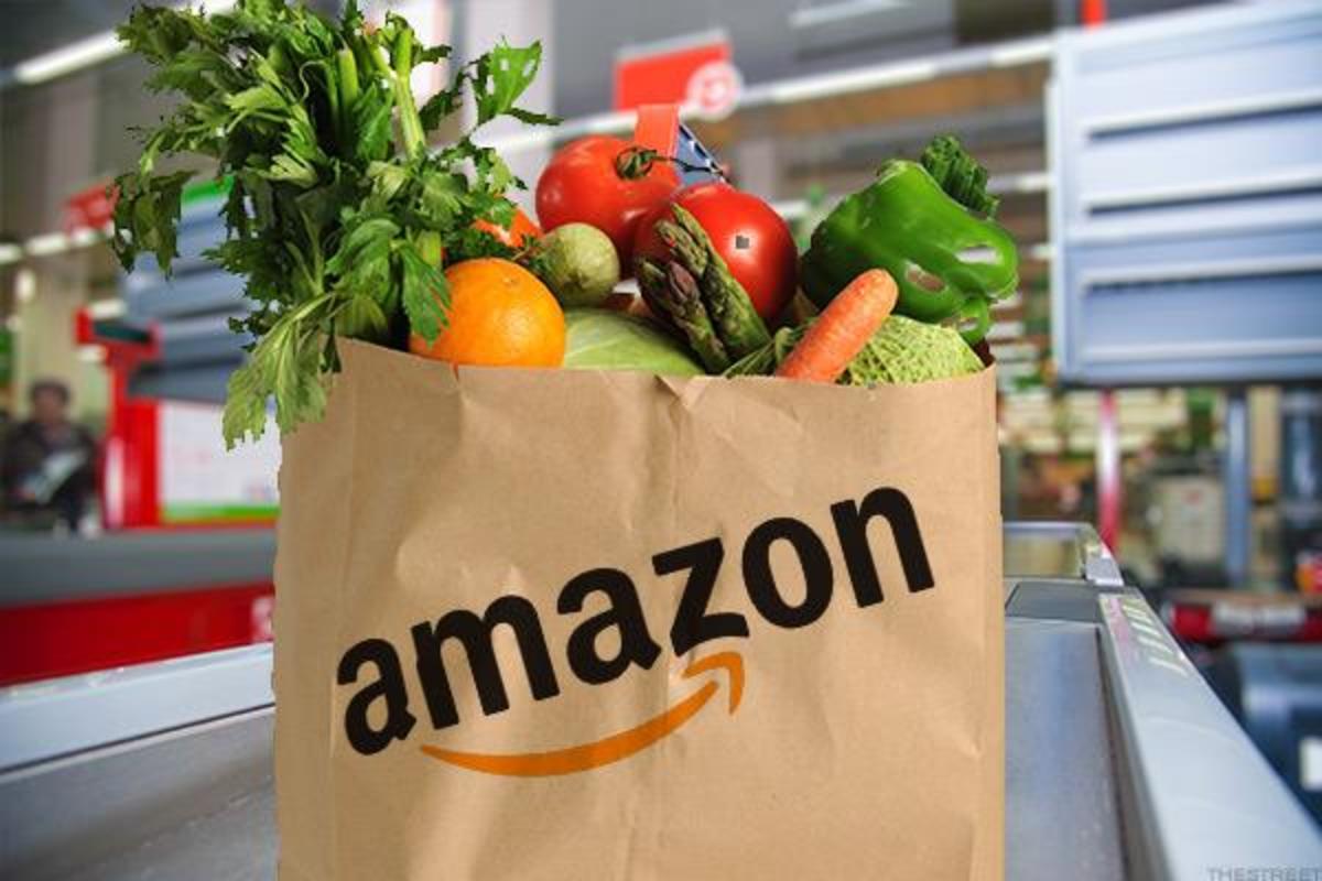 Low better. Amazon whole foods. Whole foods Market and Amazon. Амазон еда. Амазон продукты питания.