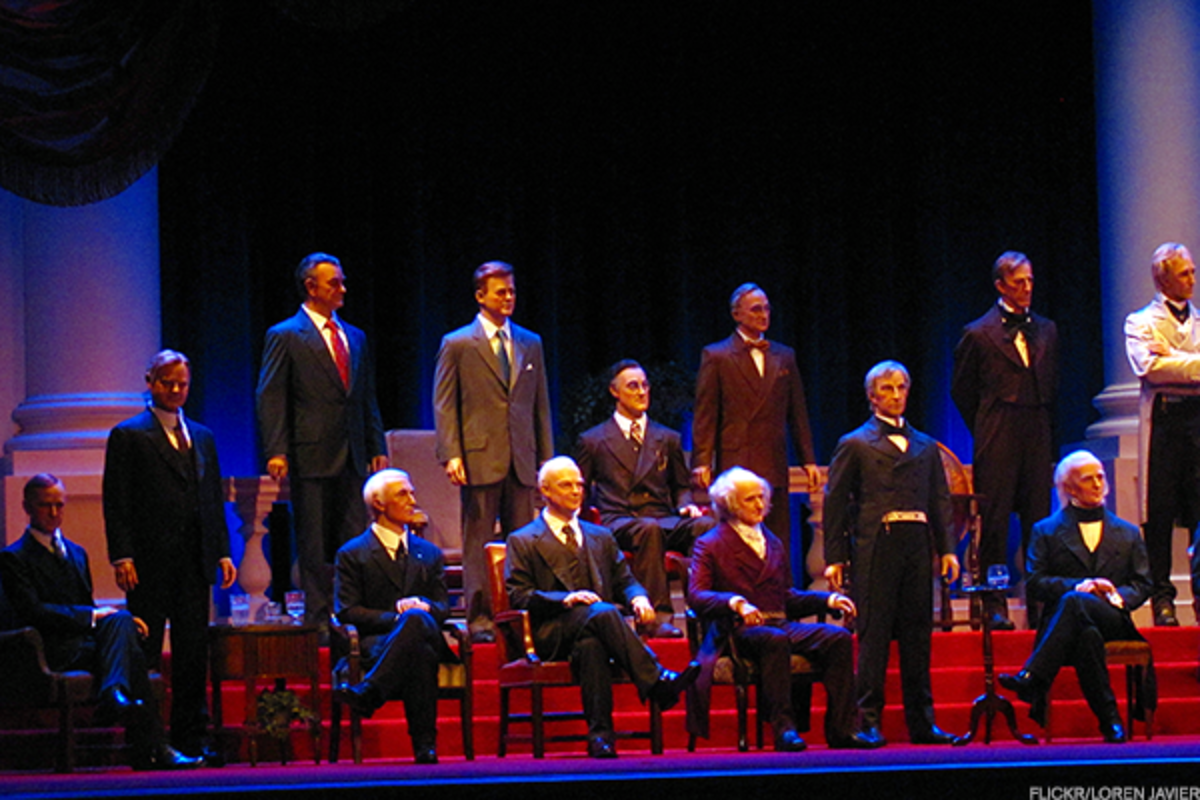 Disney World Hall of Presidents Attraction to Feature a Speaking Trump ...