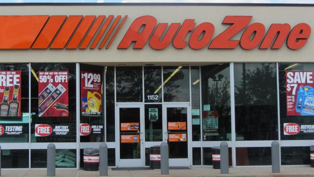 AutoZone, AutoParts Retailers Climb as Exposure to SupplyChain