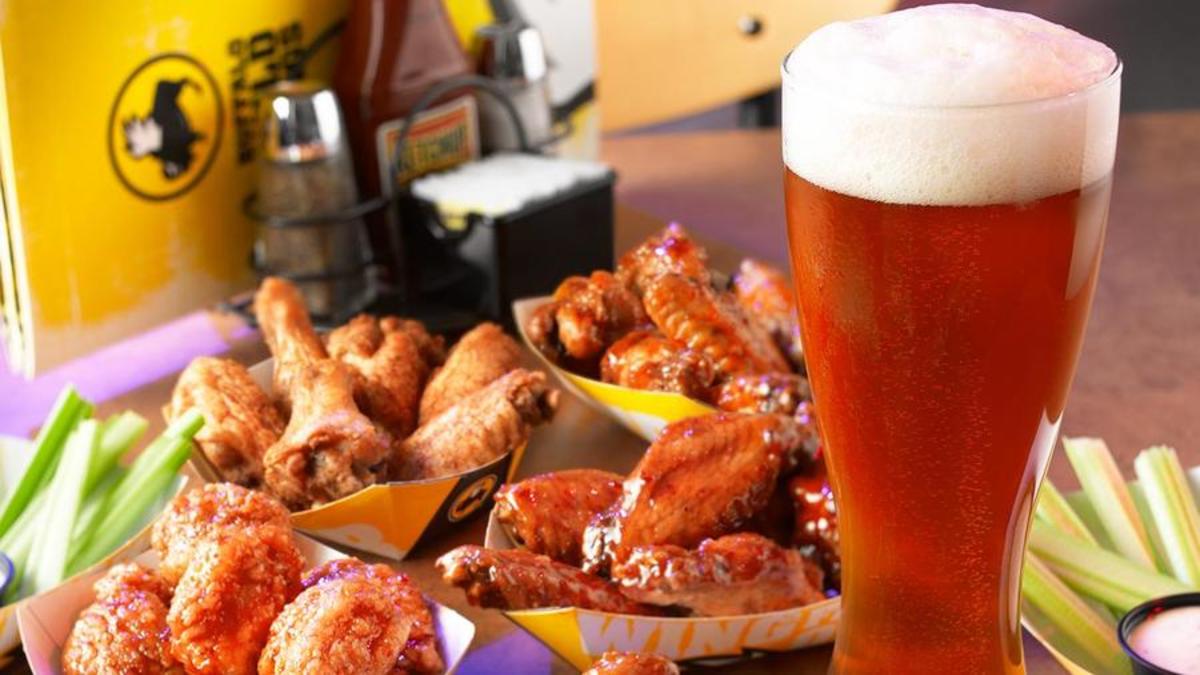 Super Bowl Deals 2022: Pizza Deals, Free Wings, More