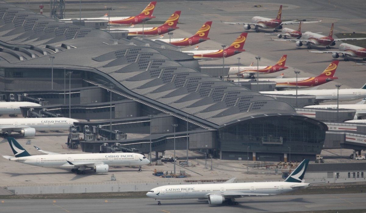 https://www.thestreet.com/.image/t_share/MTc3MzY1MTIxMzkwMDk0MDcz/airplanes-grounded-at-hong-kong-international-airport-amid-covid-19-flight-suspensions-photo-robert-ng.jpg