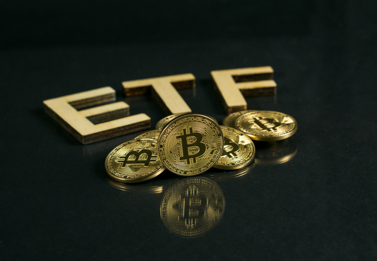 bitcoin futures etfs