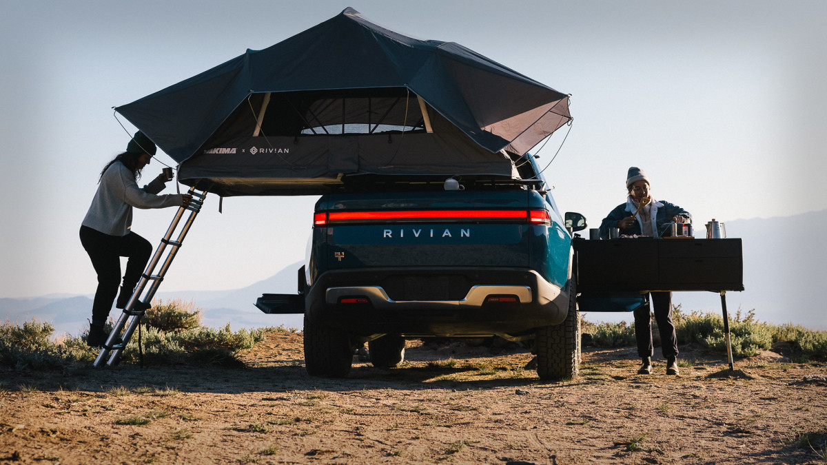 rivian-about-to-make-a-crucial-decision-to-solve-its-big-problem