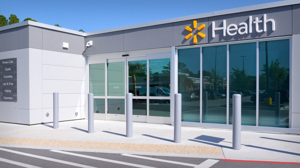 Walmart Wants to Take Over Healthcare (And It Just Got a Step Closer ...