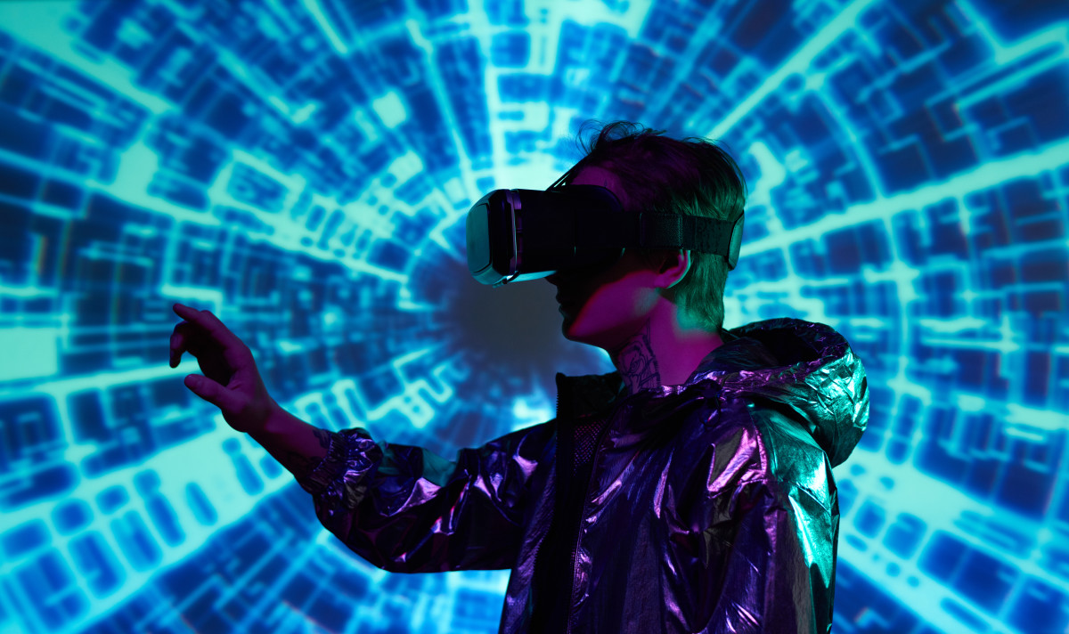 Exploring The Future Of Mixed Reality And Social Good - TheStreet ...