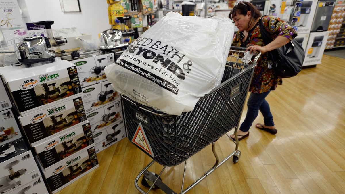 Bed Bath & Beyond (BBBY) Plans Share Sale in Bid to Avoid