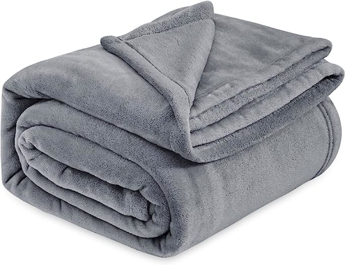 Superior Ultra-Soft Plush Fleece Throw and Blanket 