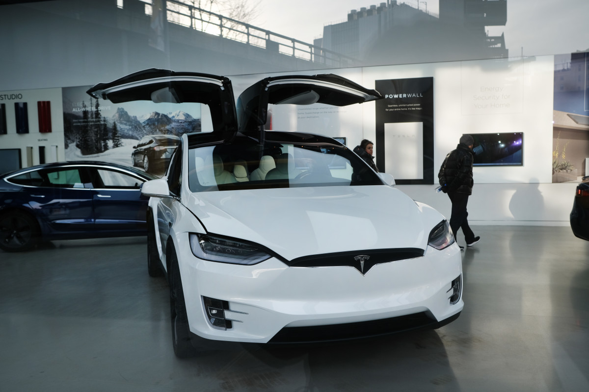 Tesla launches restyled Model 3 in North America